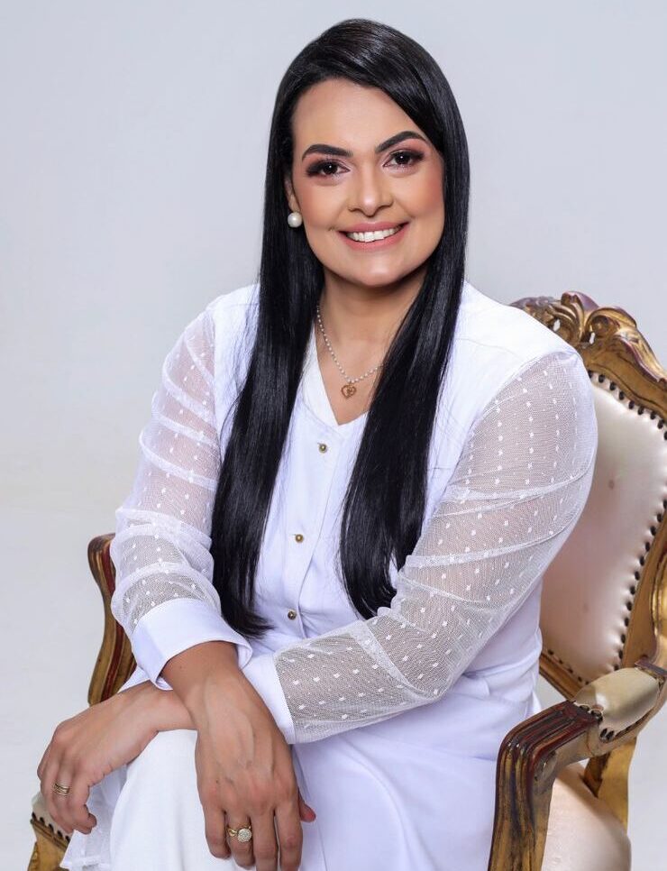 Dra Ana Carla Dourado – Cardiologia Dra Ana Carla Dourado - Cardiologia
